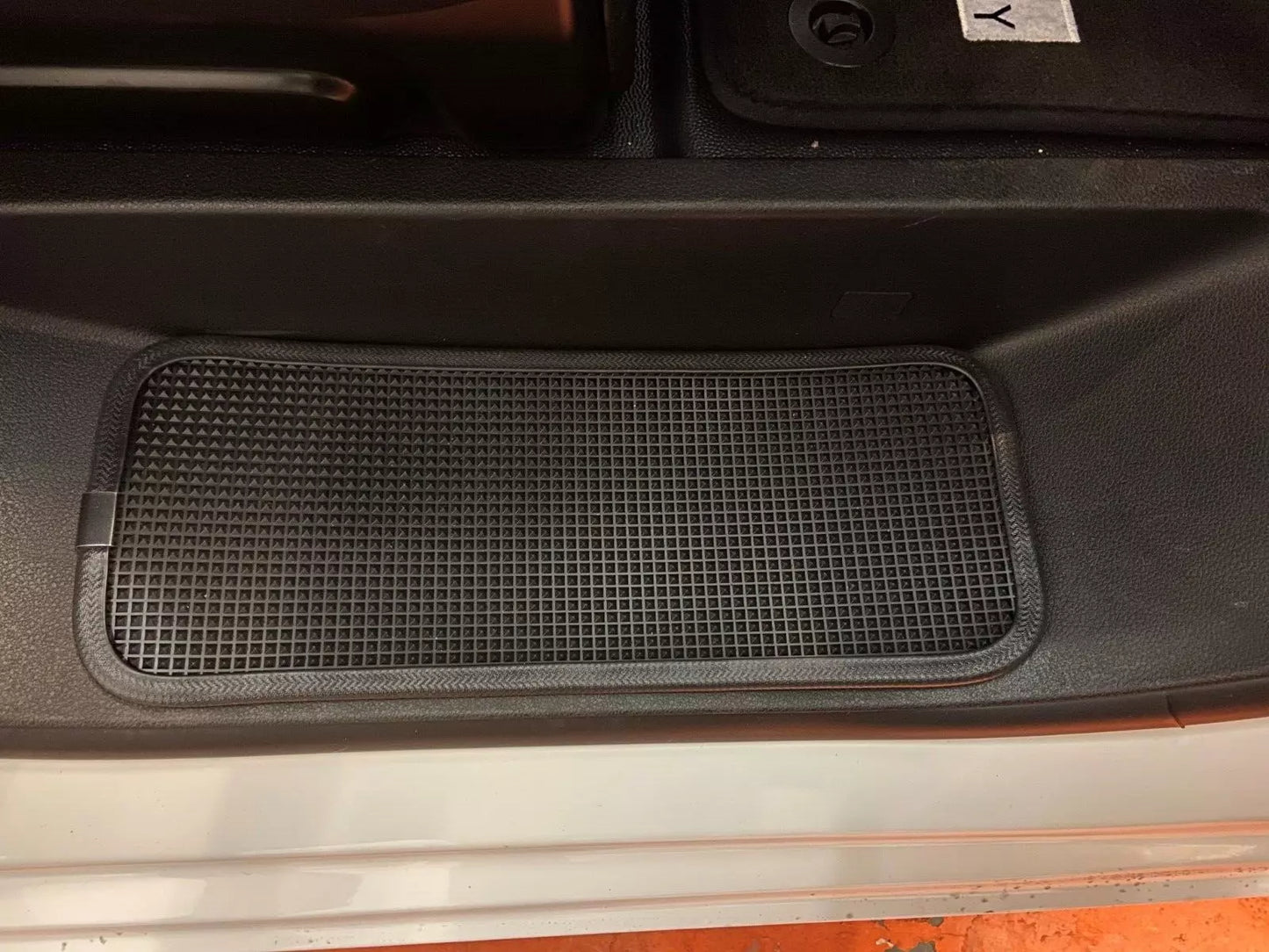 Rubber Cab Step Mats for Ford Transit – 2007 to Present