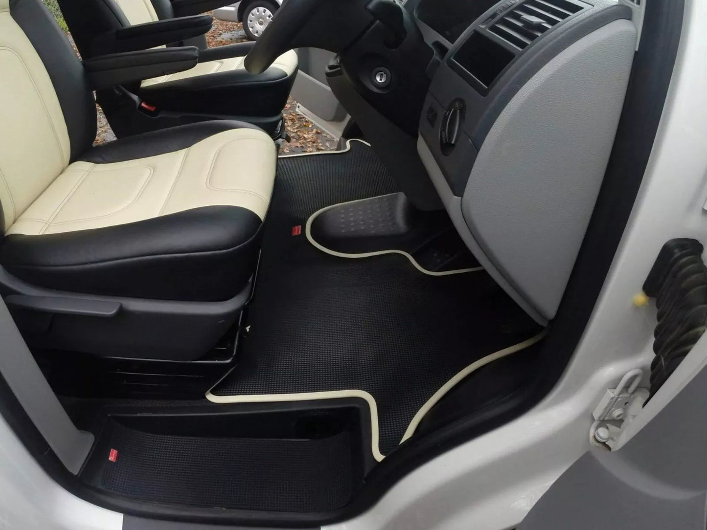Custom-Fit Rubber Cab Mat – VW T5 / T6 (Two-Seater Models)